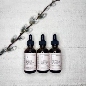 Sacred Yoniverse Yoni Oil